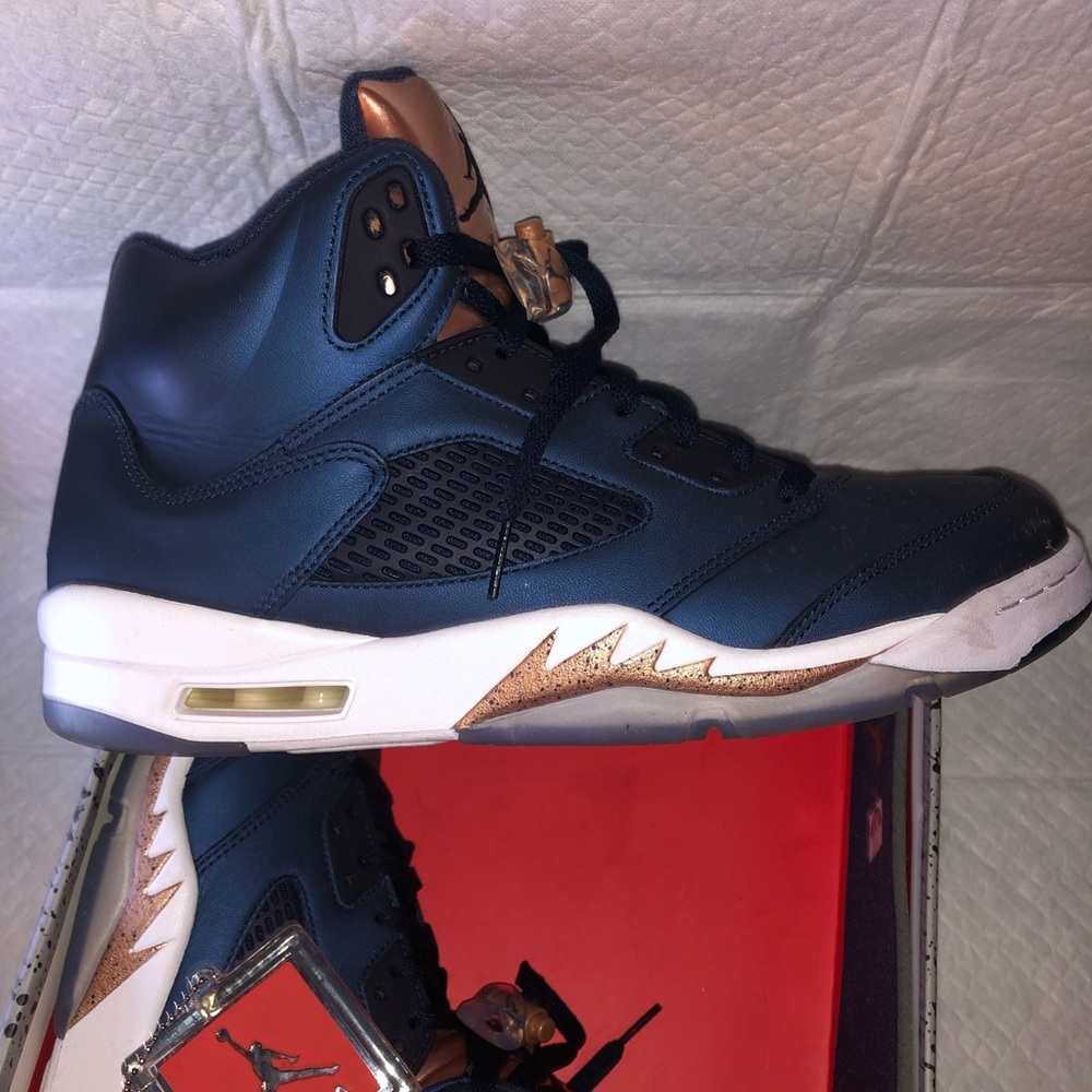 2016
Air Jordan 5 Retro 'Bronze' size 12
